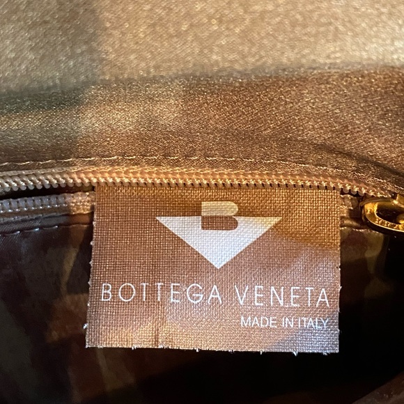 Bottega Veneta Intrecciato Turnlock Flap Crossbody Clutch with COA - Picture 4 of 10